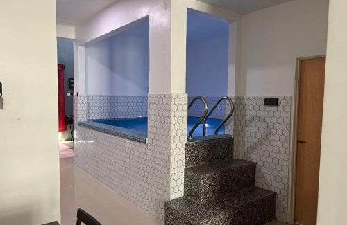 Kuantan House | Relax at Homestay Pool Sg Soi with Family-Friendly Amenities