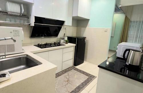 Bayan Lepas Apartment | Family-Friendly Homestay Pulau Pinang with Pool Access