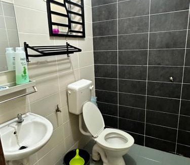 Teriang Apartment | Family-Friendly Stay at Homestay Rizqi Triang