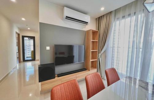 District 9 Apartment | Explore Homestay Sài Gòn: 9.7/10 with Pool & Breakfast