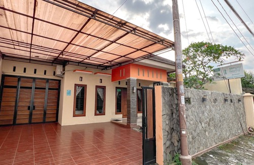 Condongcatur Villa | Cozy Homestay Sawitsari Near Hartono Mall & UGM