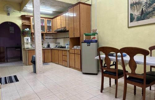 Sungai Petani House | Cozy NILAM HOMESTAY: Ideal for Families with Kids
