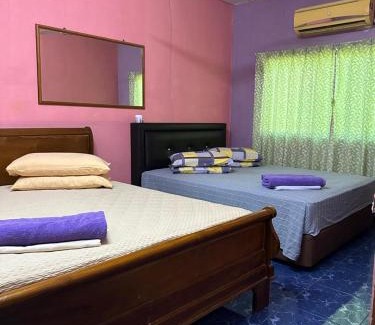 Sungai Petani House | Cozy NILAM HOMESTAY: Ideal for Families with Kids
