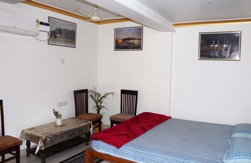 Pink City Bed & Breakfast | Homestay SONI2700 Comfort Family Room with Separate Bathroom on Same Floor