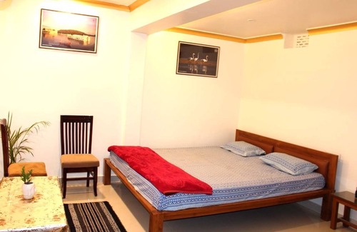 Pink City Bed & Breakfast | Homestay SONI2700 Comfort Family Room with Separate Bathroom on Same Floor