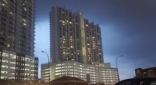 Seksyen 13 Apartment | Elegant Homestay Suite Menara U2 with Pool in Shah Alam