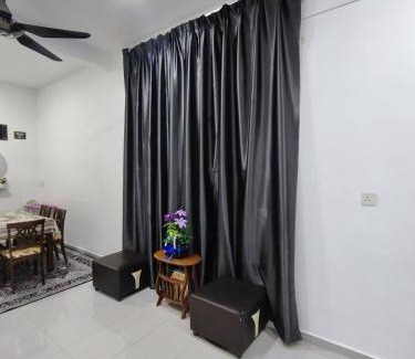 Temerloh House | Homestay Temerloh Near Hospital 4Bedroom 2Aircond