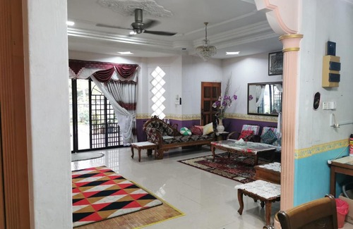 Pontian House | Family-Friendly Getaway at HOMESTAY TERATAK DeAR, Pontian