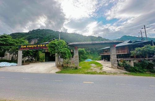 Mu Cang Chai House | Pet-Friendly Homestay Việt Thư - Rated 10/10 by Guests