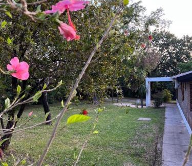 Victoria House | Welcoming Homestay Victoria Entre Rios with Pool & Pets