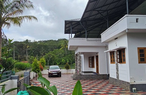 Pirmed Villa | Family-Friendly Homestay with Amazing Views and Amenities
