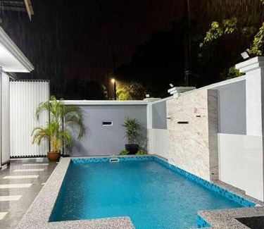 Kuantan Apartment | Inviting Homestay with Pool in Kuantan - 4-Star Escape
