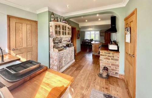 Long Sutton House | Family-Friendly Retreat at Homestead with Pet-Friendly Amenities