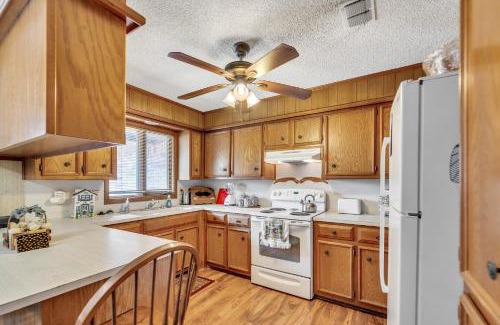 Lubbock House | Discover Homestead House Near Shadow Hills Golf Course