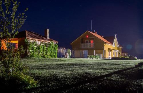 Panevezys county House | Discover Homestead Sartakampis: Pet-Friendly Retreat