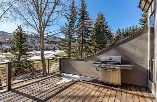 Snowmass Village House | Outstanding Homestead Townhome with Hot Tub & Breakfast