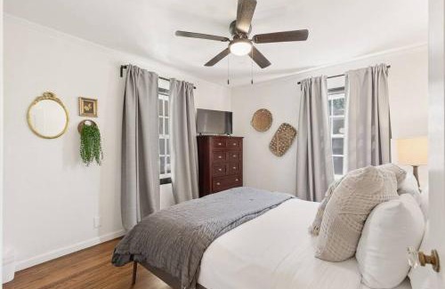 Tulsa House | Unforgettable Stays at HomeSweetHome - Rated 10/10!