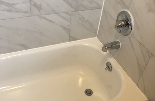Athens Hotel | Budget-Friendly Hometown Inn Athens with Breakfast & Kitchen