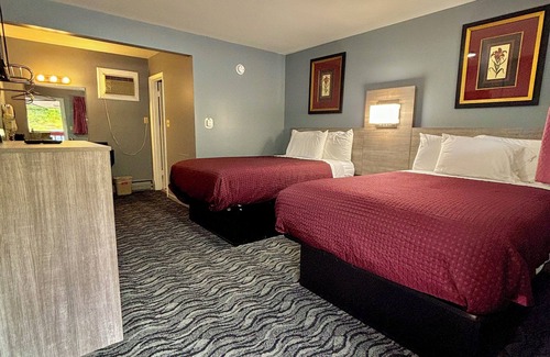 Athens Hotel | Budget-Friendly Hometown Inn Athens with Breakfast & Kitchen