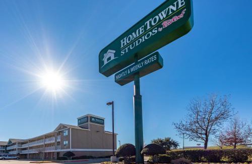 Mesquite Hotel | Budget-Friendly HomeTowne Studios in Mesquite, Dallas