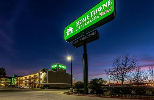 Mesquite Hotel | Budget-Friendly HomeTowne Studios in Mesquite, Dallas