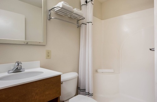 Mesquite Hotel | Budget-Friendly HomeTowne Studios by Red Roof in Mesquite