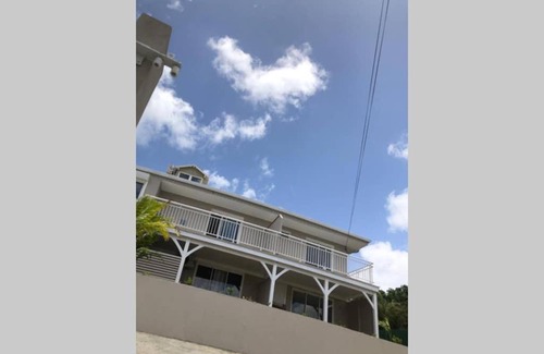Le Diamant Apartment | Oceanfront Retreat at Homevasion Martinique - Rated 9/10