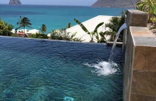 Le Diamant Apartment | Oceanfront Retreat at Homevasion Martinique - Rated 9/10