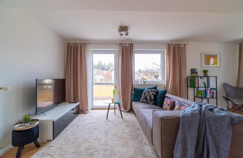 Velden am Worther See House | Inviting Homevelden: Top Rated with Family-Friendly Amenities