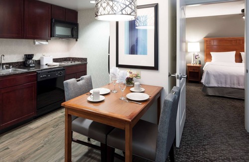 Agoura Hills Hotel | Discover Homewood Suites by Hilton Agoura Hills: Rated 9/10