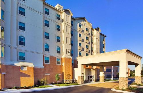 Northwest Hotel | Pet-Friendly Homewood Suites near Virginia Beach Attractions
