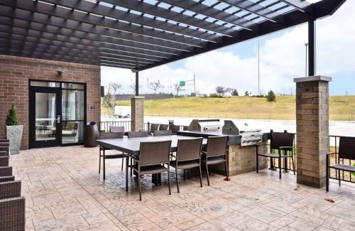 West Chester Hotel | Discover Homewood Suites: Family-Friendly Comfort in West Chester