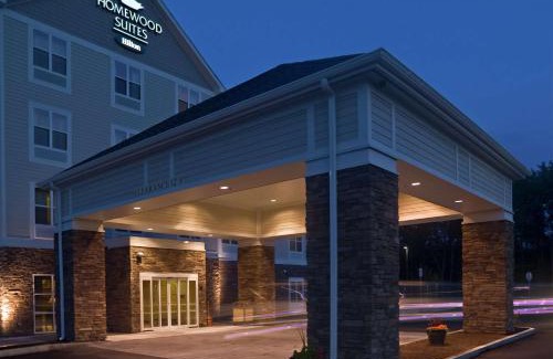 South Portland Hotel | Pet-Friendly Getaway at Homewood Suites by Hilton Portland