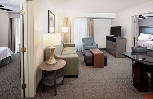 Farmington Hotel | Comfortable Homewood Suites by Hilton Hartford-Farmington