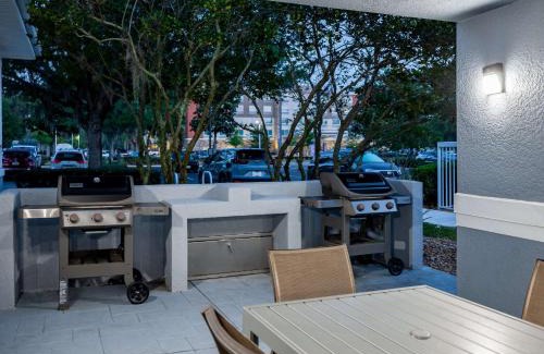 Gainesville Hotel | Inviting Homewood Suites by Hilton Gainesville: Pet Friendly & More