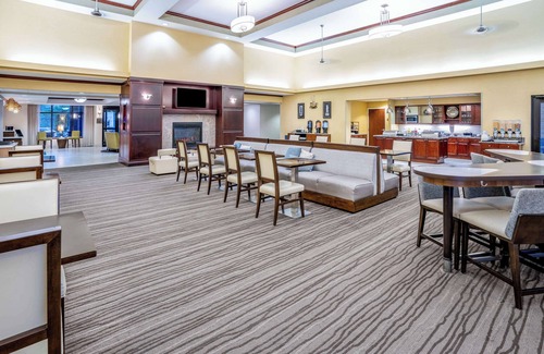 Ken Caryl Hotel | Relaxing Homewood Suites by Hilton Denver - Littleton Stay