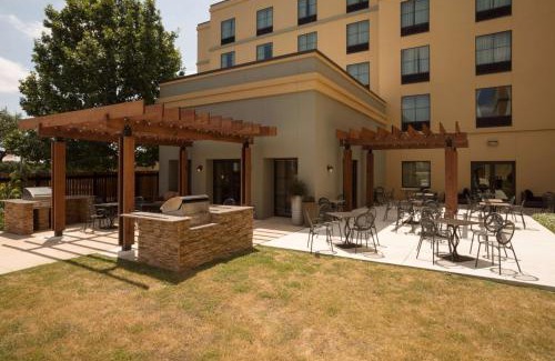 Stone Oak Hotel | Pet-Friendly Homewood Suites by Hilton San Antonio North