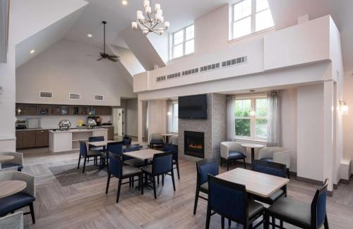 Andover Hotel | Pet-Friendly Homewood Suites by Hilton in Andover, MA