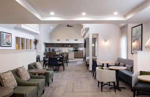 Andover Hotel | Pet-Friendly Homewood Suites by Hilton in Andover, MA