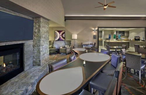 Columbia Hotel | Family-Friendly Homewood Suites: Enjoy Breakfast & Pool