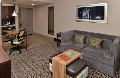Mason Hotel | Exceptional Homewood Suites by Hilton Cincinnati Mason Stay