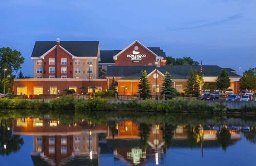 Solon Hotel | Comfortable Homewood Suites by Hilton Cleveland-Solon Stay