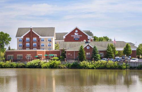 Solon Hotel | Comfortable Homewood Suites by Hilton Cleveland-Solon Stay