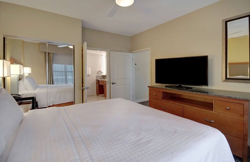Frisco Hotel | Top-Rated Homewood Suites in Dallas-Frisco with Pool & Spa