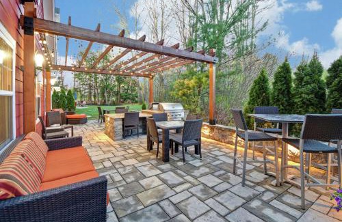 Dover Hotel | Discover Homewood Suites by Hilton Dover: Pet-Friendly Retreat