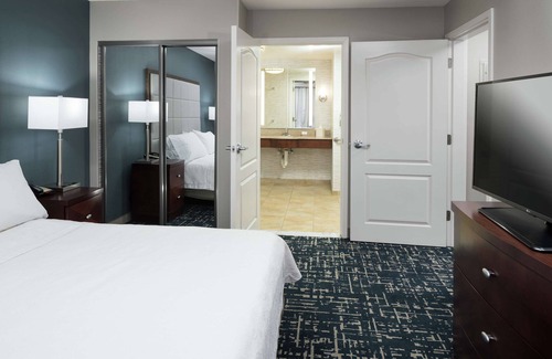 Clovis Hotel | Discover Homewood Suites by Hilton Fresno Airport/Clovis