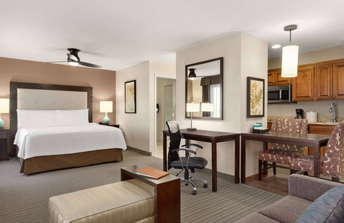 Fargo Hotel | Discover Homewood Suites by Hilton Fargo: Top Amenities Await
