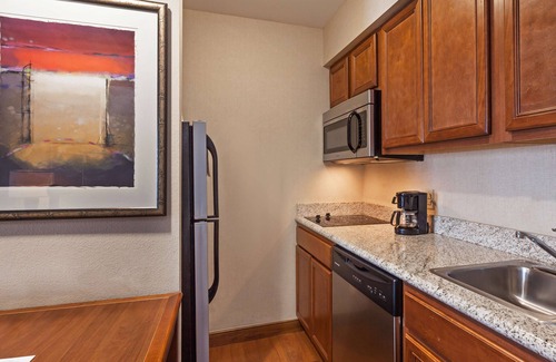 Bonanza Hotel | Discover Homewood Suites by Hilton Laredo: Family-Friendly Comfort