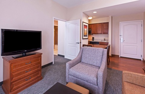 Bonanza Hotel | Discover Homewood Suites by Hilton Laredo: Family-Friendly Comfort