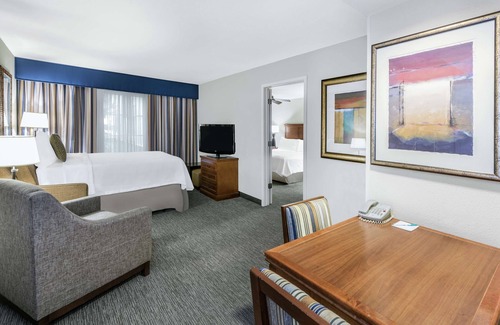 Bonanza Hotel | Discover Homewood Suites by Hilton Laredo: Family-Friendly Comfort